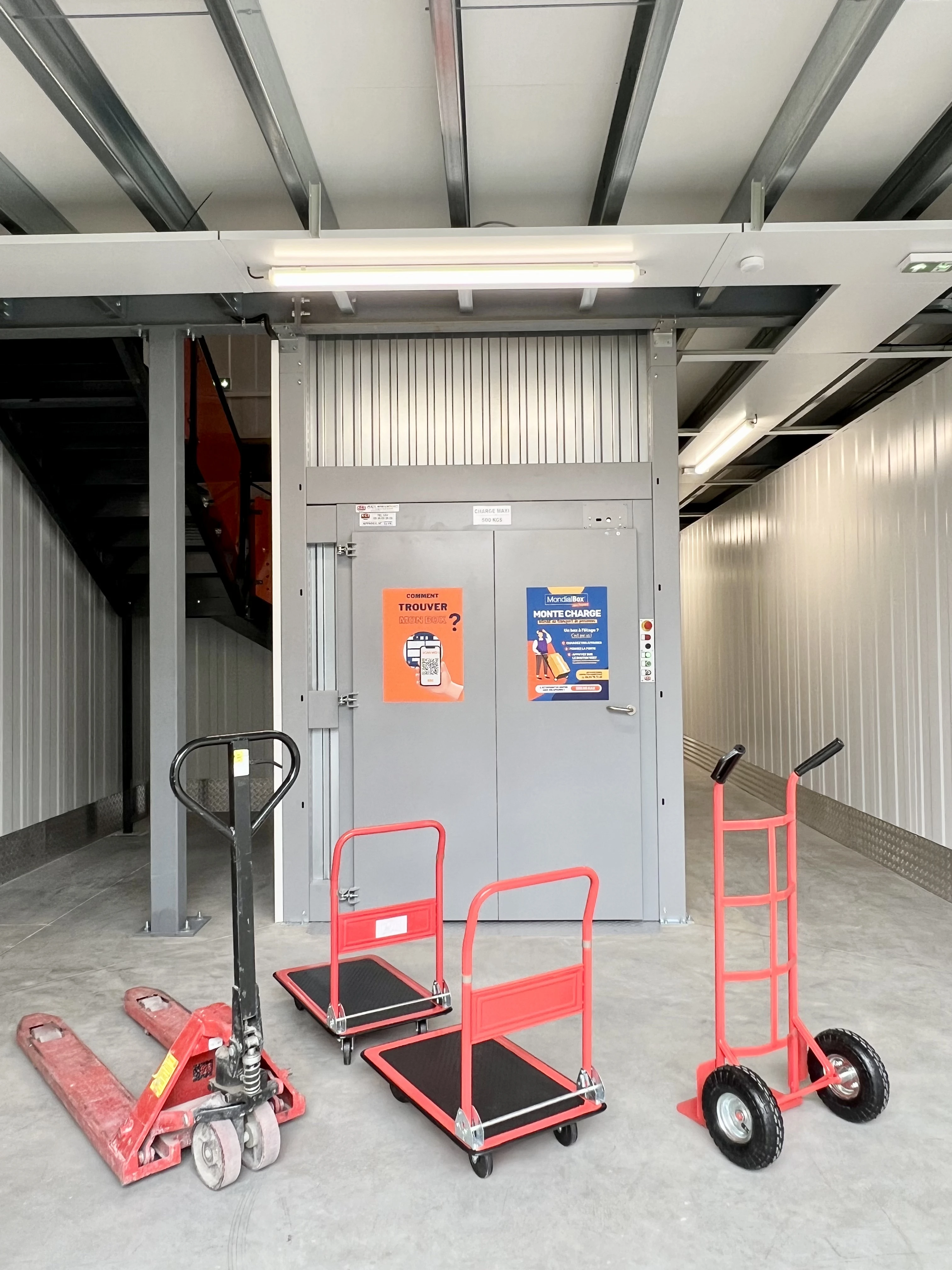 monte-charge-saint-brieuc