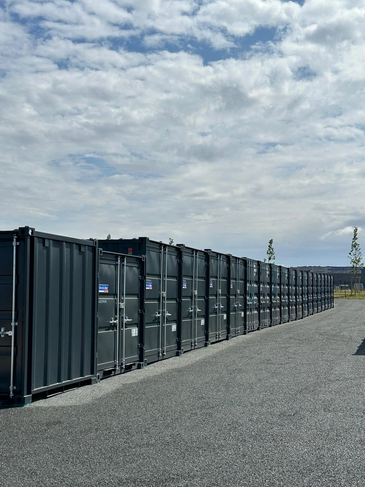 box outdoor accès drive à Sens